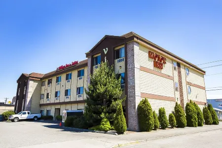Village Inn & Suites Marysville