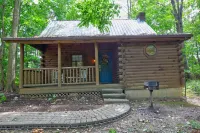 Cricket Hill Lodge & Cabins Hotels in Berlin Township