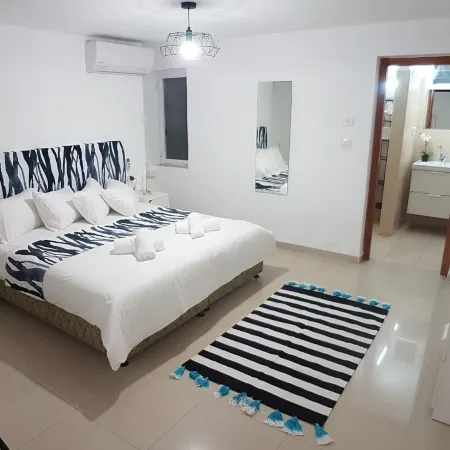 Hili Apartments