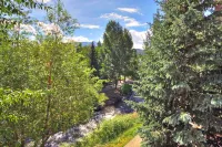 Studio Condo Just Steps from Downtown Breckenridge- Sleeps 4 - Bãi đậu xe