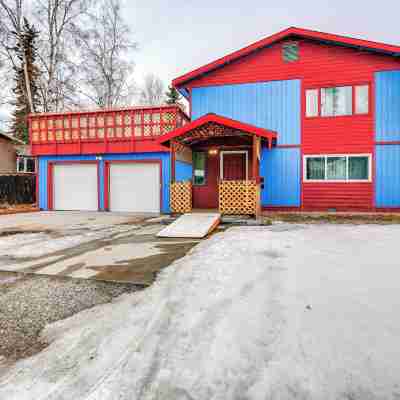 Near Dtwn & Pioneer Park: Fairbanks Home w/ Deck! Hotel Exterior