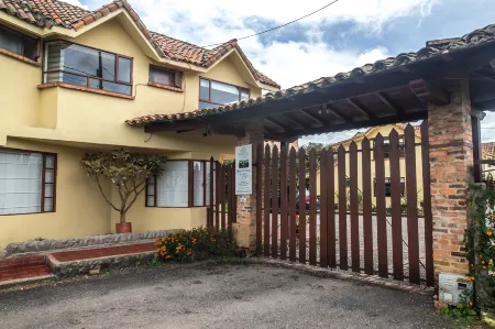 Hotel El Portal de las Flores, Alojamiento Rural Отели в г. Чия