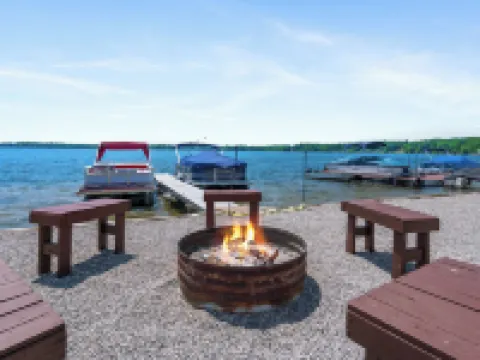 Fife Lake Lodge Hotels in Grand Traverse County