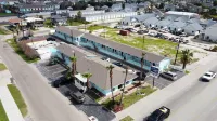 Amelia's Landing Hotels in Port Aransas