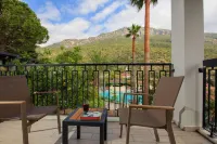 Morina Deluxe Hotel - Bergblick