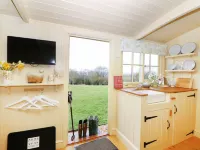 Bramble Hotels in Saint Kew