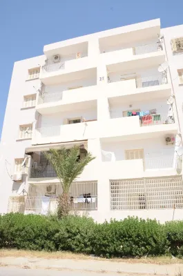City Apartment Rades Tunis free Wifi فنادق في 