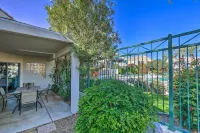 Tempe Condo w/ Private Patio ~ 6 Mi to Downtown! - Apartments