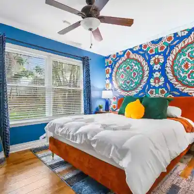 Pickleball & Heated Pool & Game Room & Mini Golf Rooms