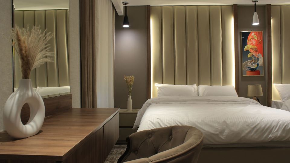 Azmal Hotel & Suites