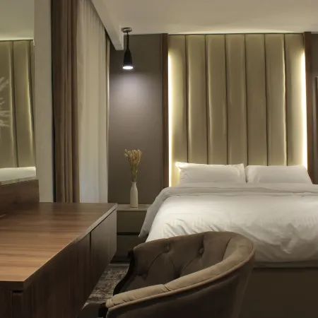 Azmal Hotel & Suites
