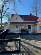 Old Storehouse Inn