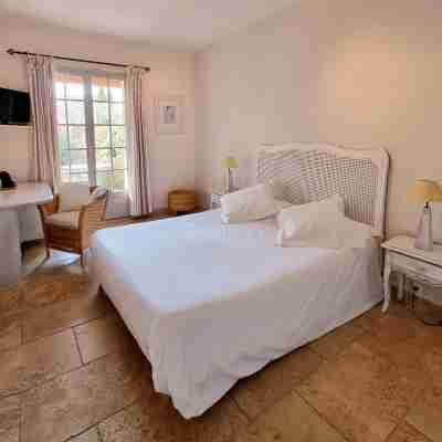 Castillon des Baux Rooms