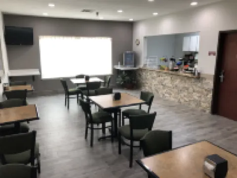 Lea County Inn Hoteles en Hobbs