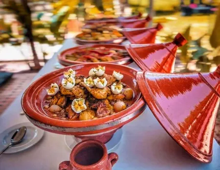 Hotel Restaurant la Kasbah Отели в г. Тингир