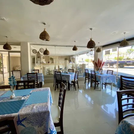 Hotel Playa de Oro