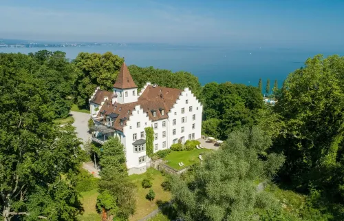 Schloss Wartegg Hotels in Arbon