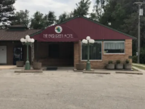 The Evergreen Motel in Kansas Hotels in Pratt County