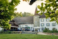 Château Salavaux Hotels in Murten