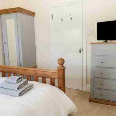 Oak Lodge Rooms
