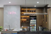 Viet Hoa Hotel & Residence Cat Ba - Rooftop Pool - Bar