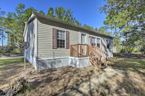 Keaton Beach Escape w/ Hot Tub: 2 Mi to Shore - WiFi