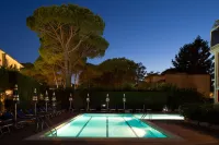 Harvey Suites Hotel & Residence - Infinity Pools