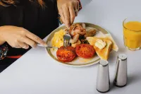 Kennedy Park Resort Napier - breakfast