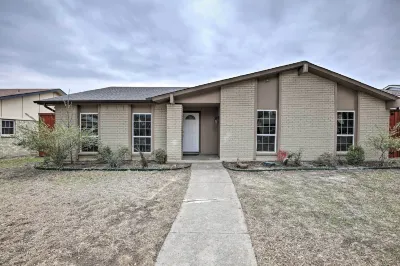 16 Mi to Lake Ray Hubbard Garland Family Home