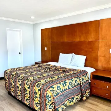 Aqua Inn Motel