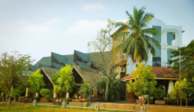Avasta Resort & Spa Hotels near Samadhi Buddha Statue
