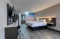 Clarion Pointe Hotels in Decatur