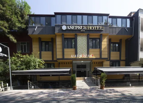 Vira 10 Hotel Hotels in Gonen