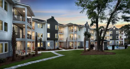 Ocean Escape Condos North Отели в г. Север Миртл Бич