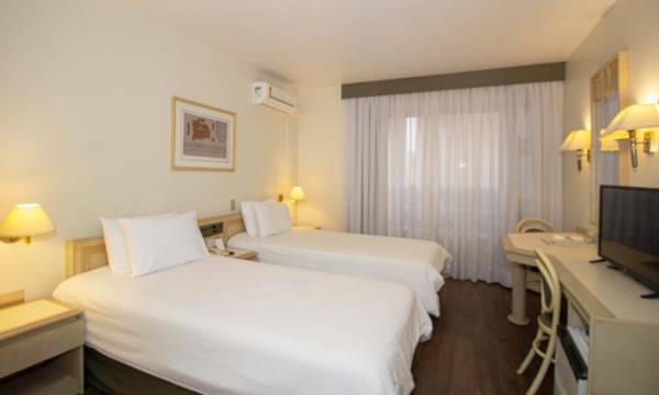 Trevi Hotel e Business