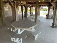 Beach Retreat Minutes to the Beach and just steps to the Pool!! Hotels in Matagorda