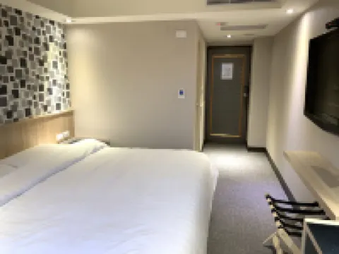 Jin Hwa Hotel Hotels in Keelung