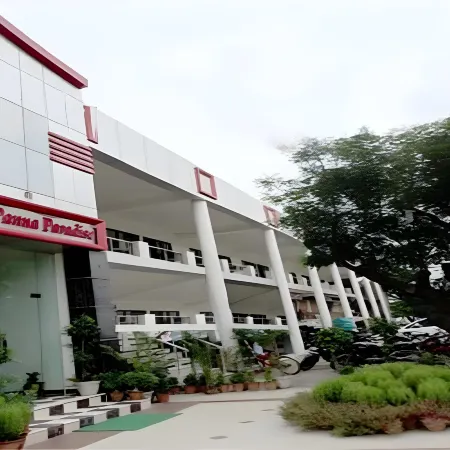 Hotel Panna Paradise-Just 600M Away from TajMahal