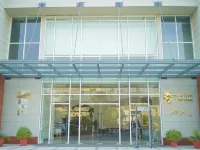 Rhythm Gurugram, Hotel & Suites, Sohna Road Hotels near DELHI NCR College