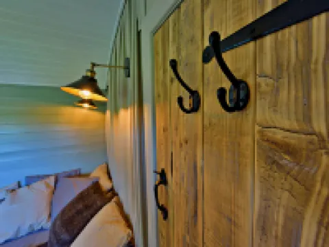 'Joan' Shepherds Hut