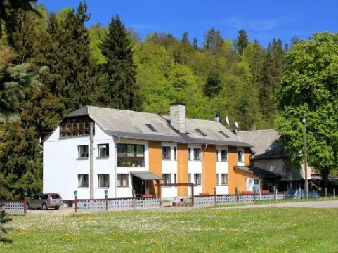 Landgasthof Fuchsbau Отели в г. Заале-Орла