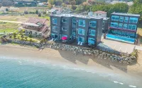 Daebudo Oblique198 Pool Villa Pension Hotels near Seonjaedo