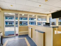 Travelodge by Wyndham Niagara Falls at the Falls Hotels near Rainbow Bridge