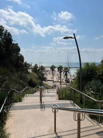 Sea Breeze Netanya Retreat by Sea N' Rent