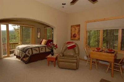 The Writers Nest  -   Perfect Romantic Location BEAT THE HEAT at5 9000 Feet