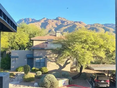Luxury 2B 2B@ Catalina Foothills Resort - Tucson Hotels near Safeway