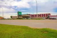 HomeTown Inn by OYO - Liberal, KS