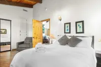 The Fairway Hideaway by Avantstay Game Room, Outdoor Dining & Near Lake Arrowhead