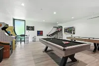 Modern Lake House w/ Hot Tub, Game Room & Relaxing Views