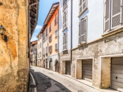 Laghina Hotels in Musso